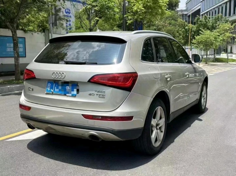 深圳13年奥迪Q58