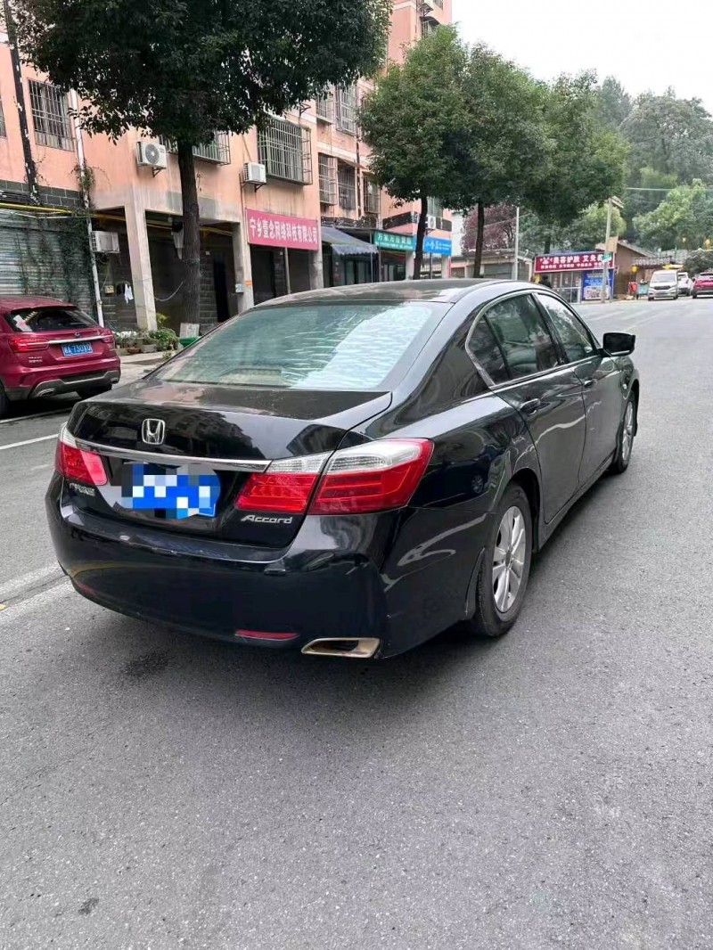 长沙15年本田雅阁5