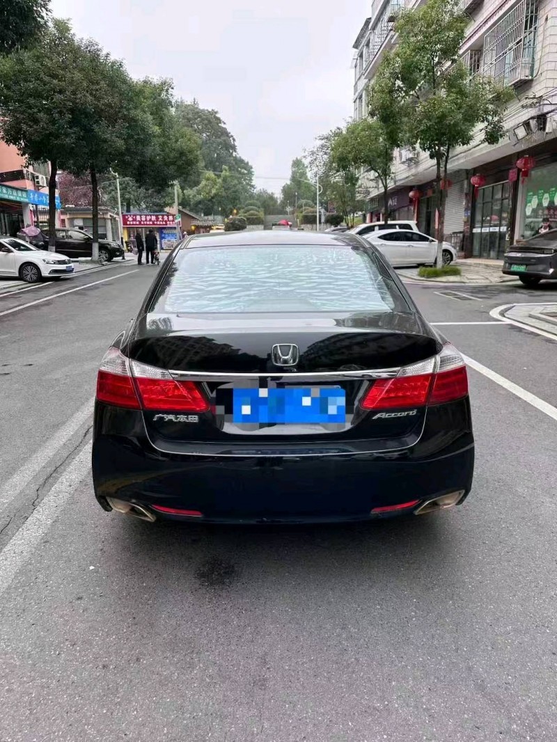 长沙15年本田雅阁7