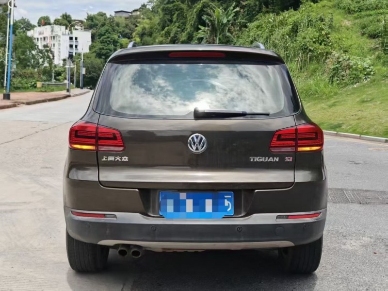 三明15年大众途观9