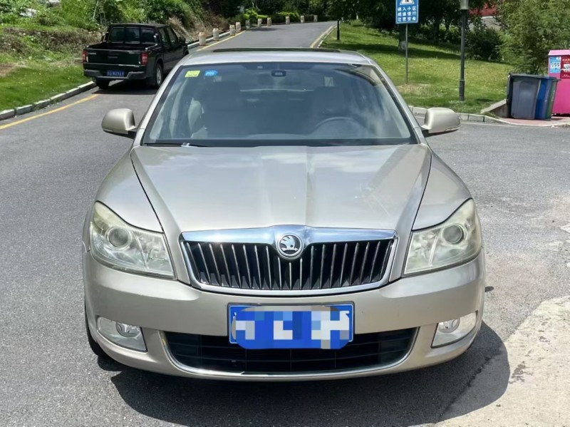 三明13年斯柯达明锐1