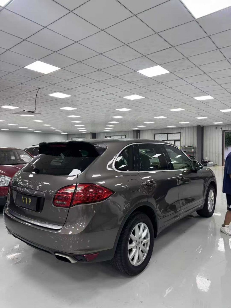 廊坊13年保时捷卡宴4