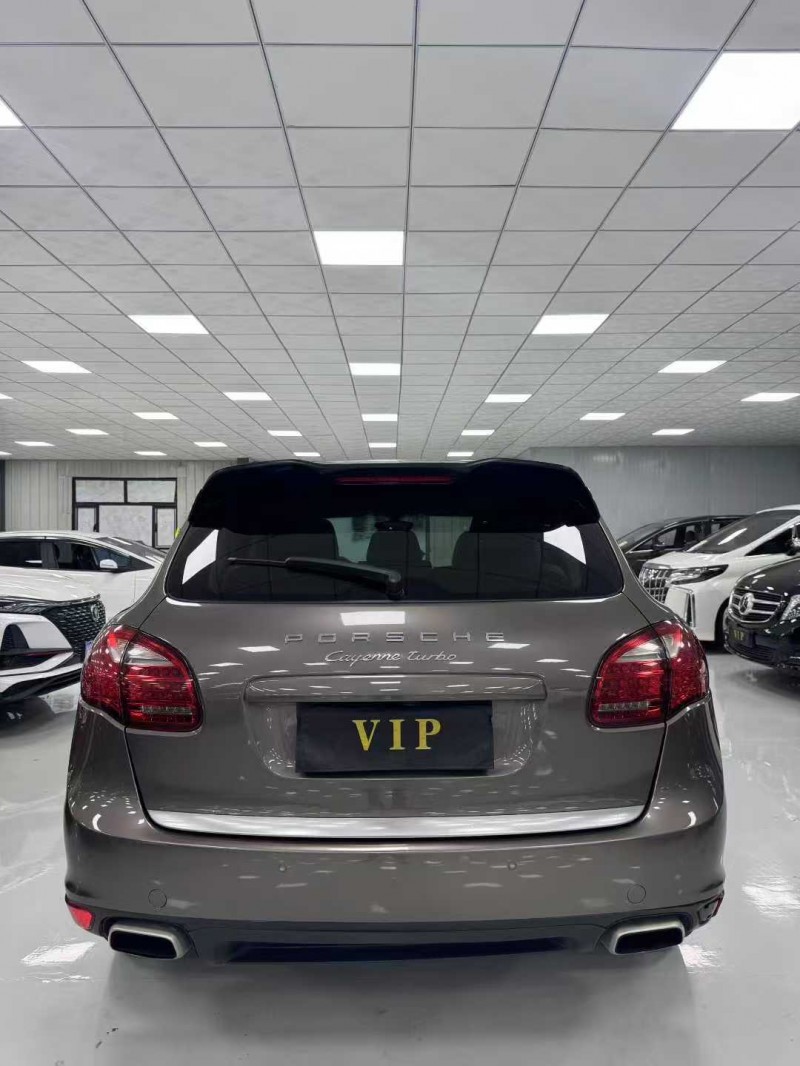 廊坊13年保时捷卡宴5