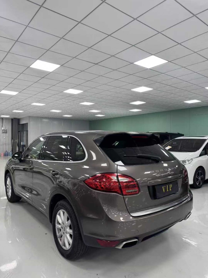 廊坊13年保时捷卡宴6