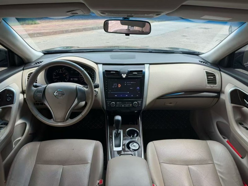 三明13年日产天籁4