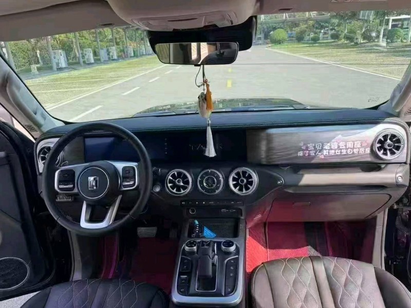 徐州25年长城汽车坦克4