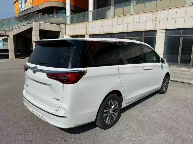 青岛25年别克GL88