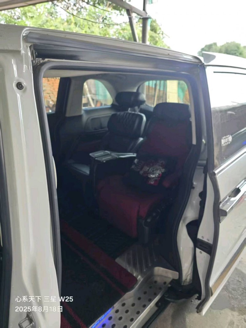 唐山21年本田艾力绅2