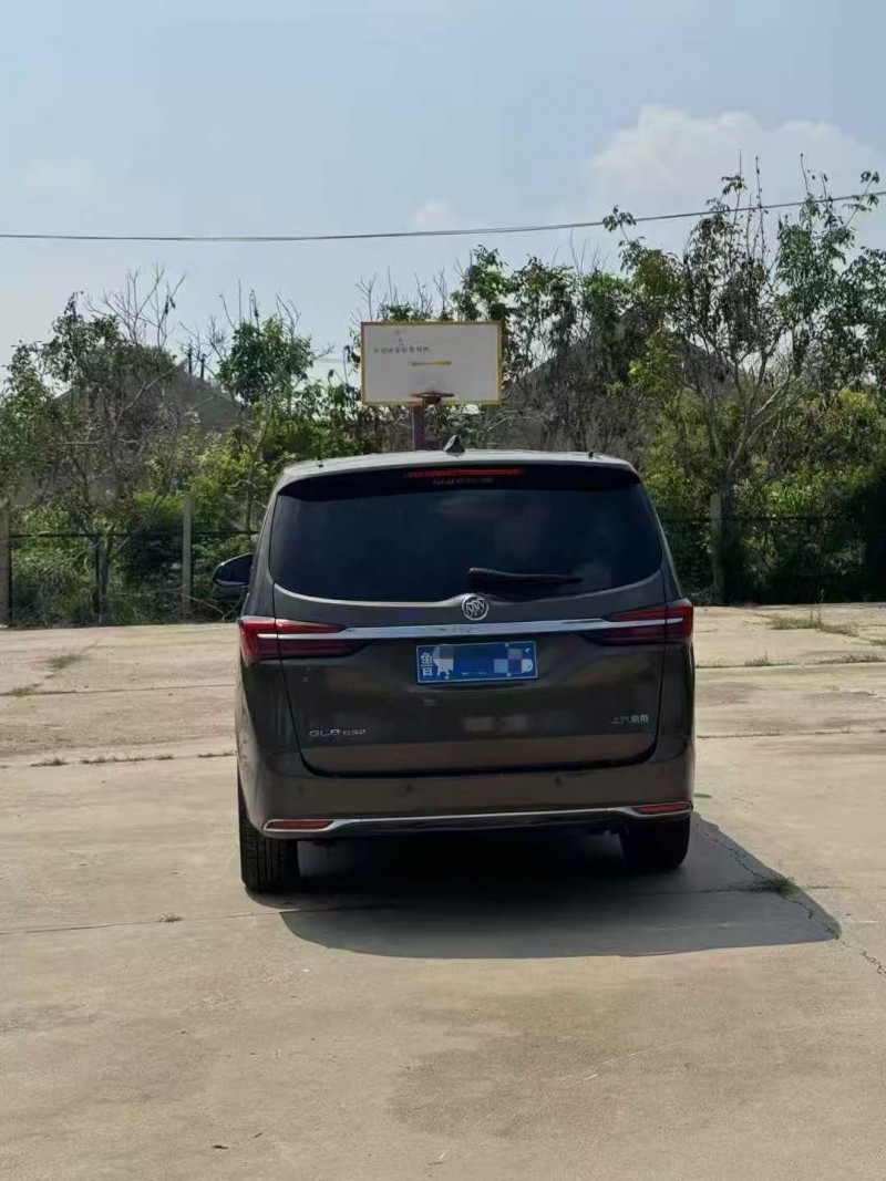 菏泽21年别克GL89