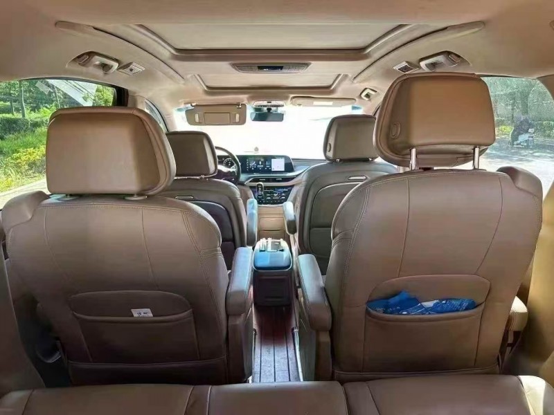 青岛21年别克GL86