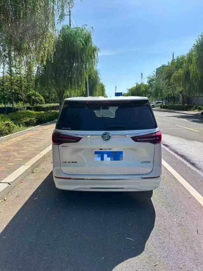 青岛21年别克GL87