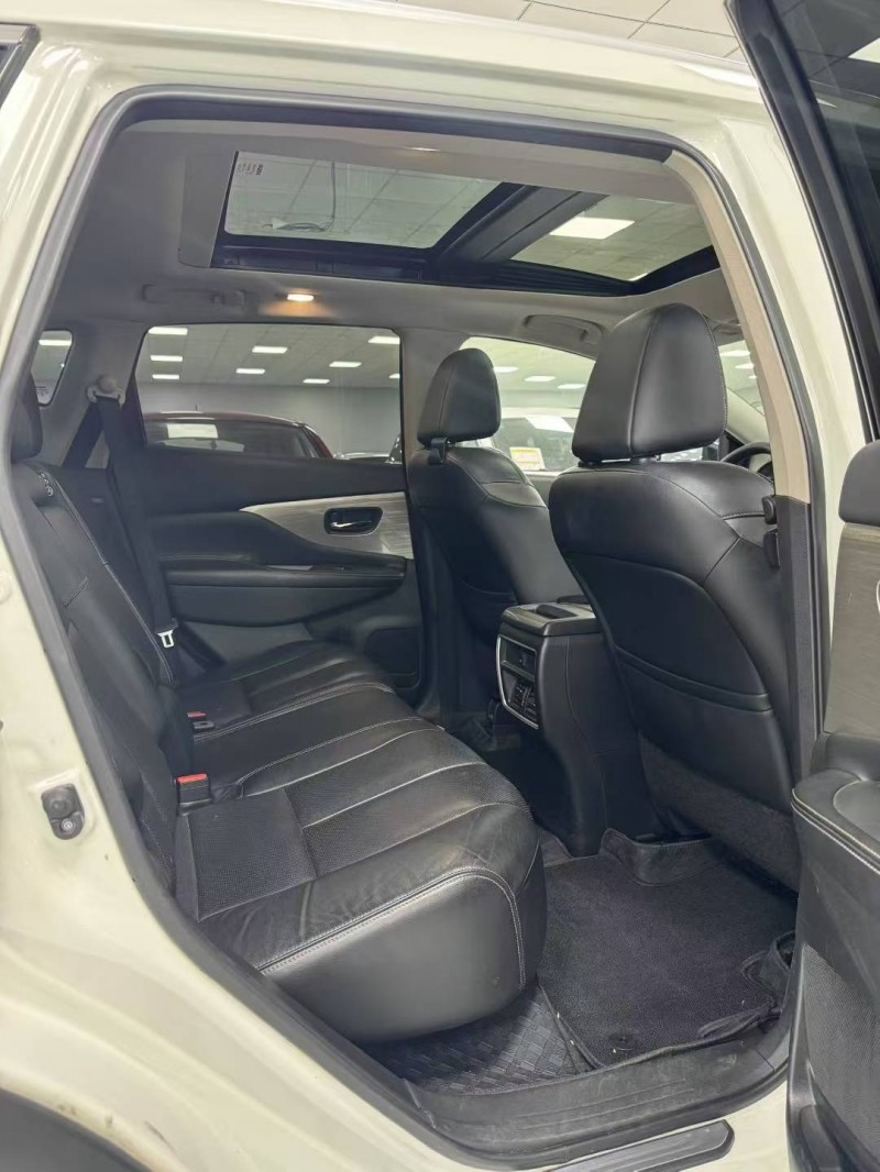 廊坊16年日产楼兰8