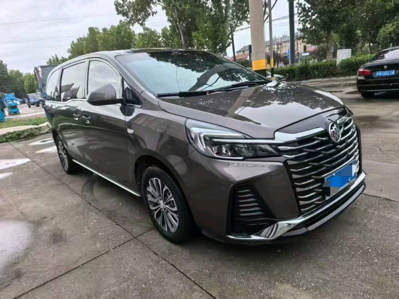 徐州23年别克GL82