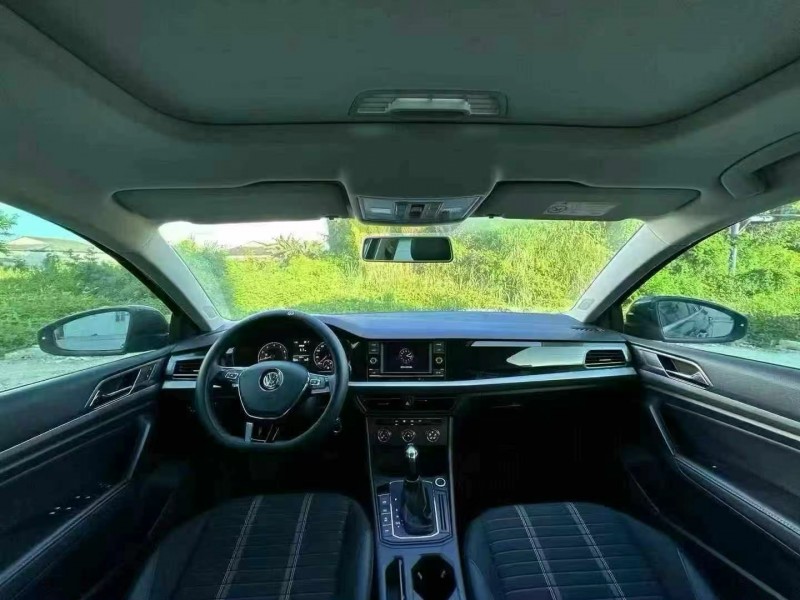 汕头19年大众朗逸5