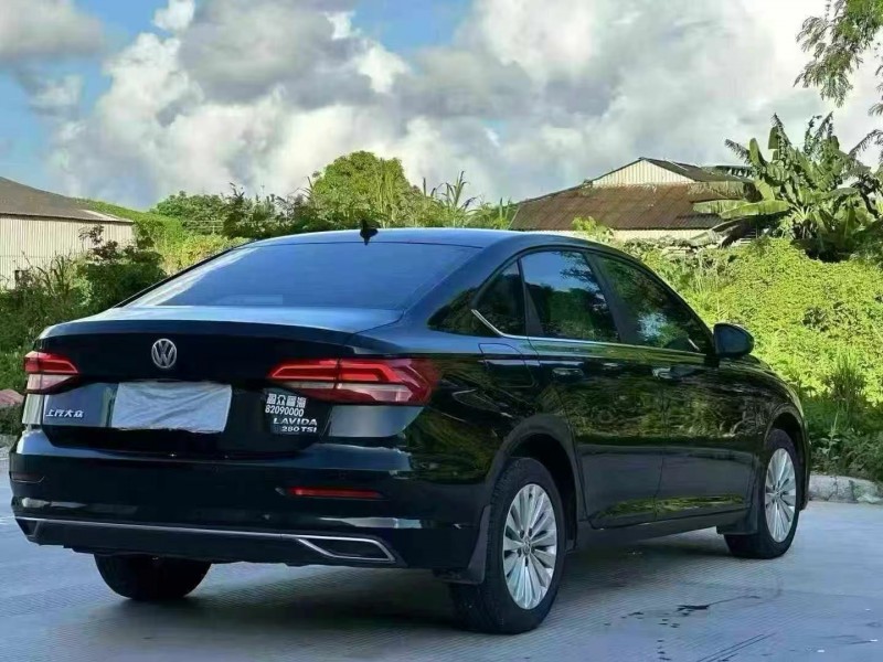 汕头19年大众朗逸8