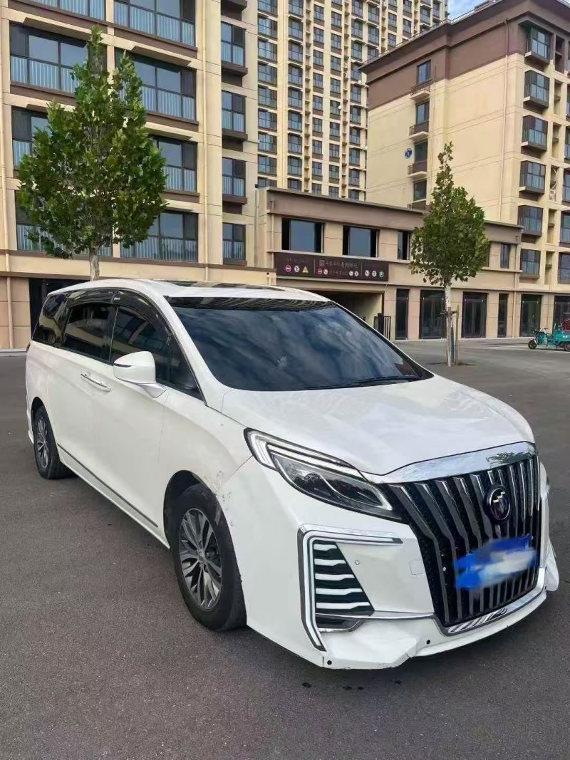 济南17年别克GL82