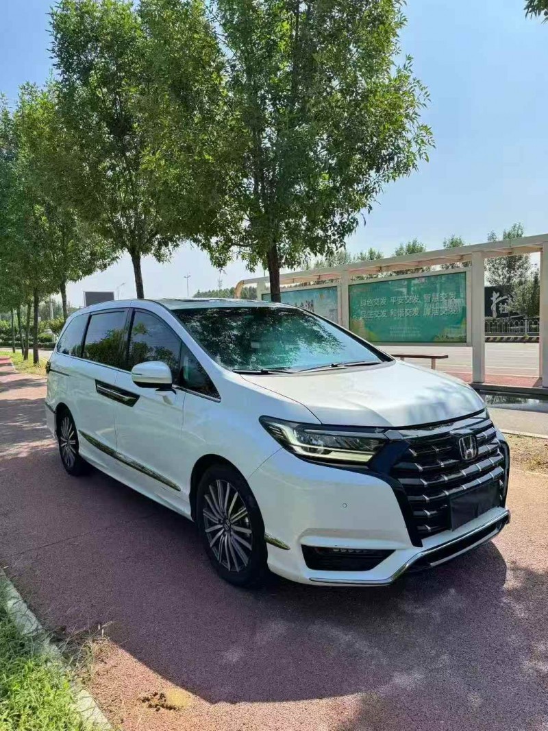 济南23年本田艾力绅3