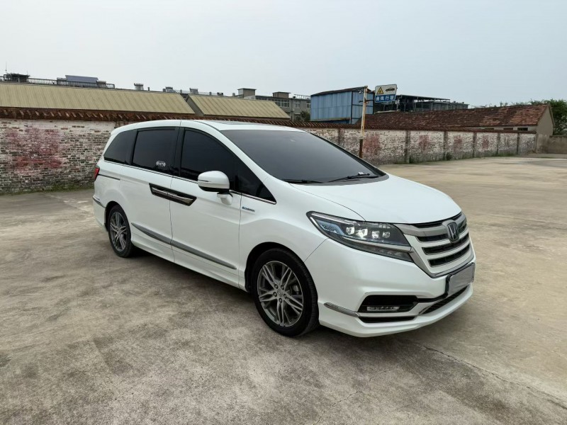 徐州21年本田艾力绅4