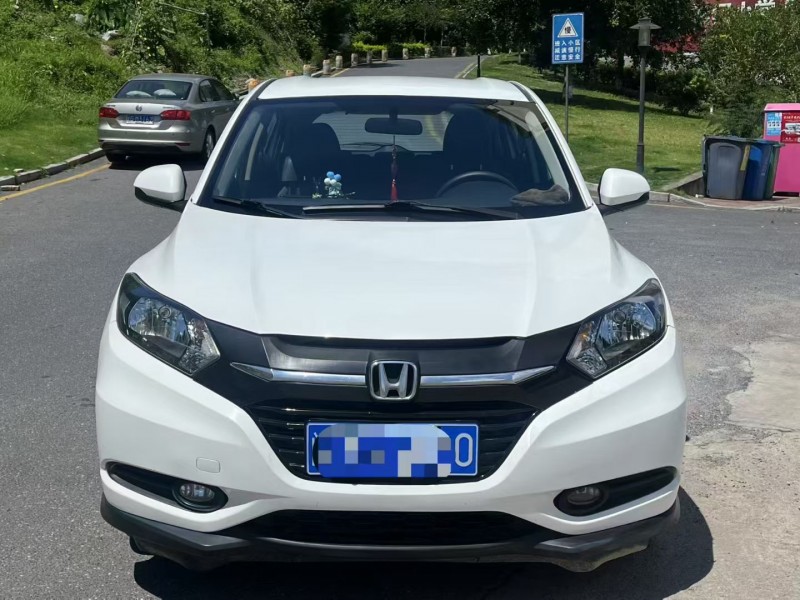 三明16年本田缤智1