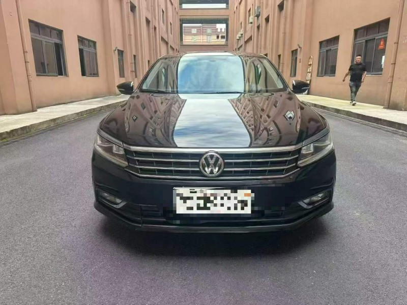 重庆16年大众帕萨特1