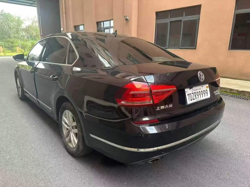重庆16年大众帕萨特5