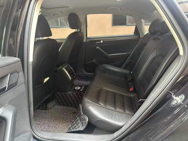 重庆16年大众帕萨特7