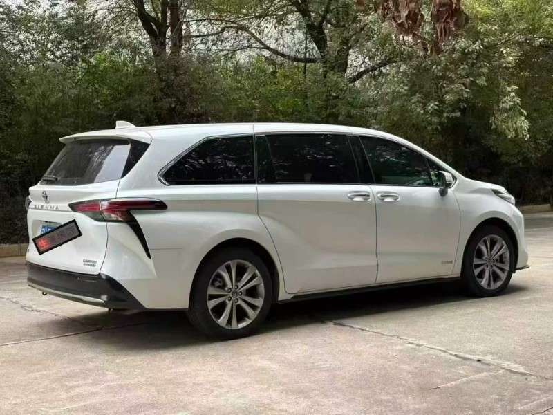 衡阳24年丰田塞纳7