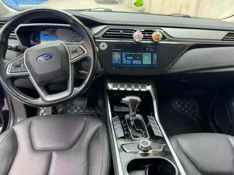 衢州19年福特领界5