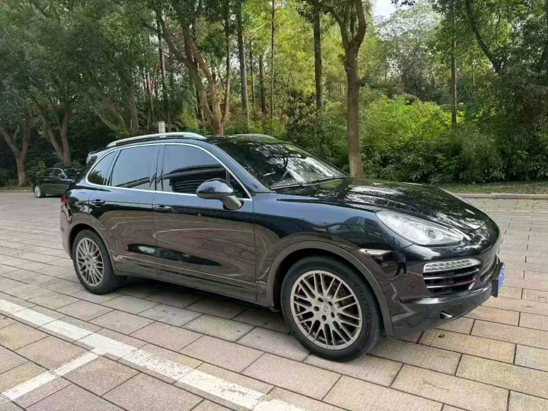 常州13年保时捷卡宴3