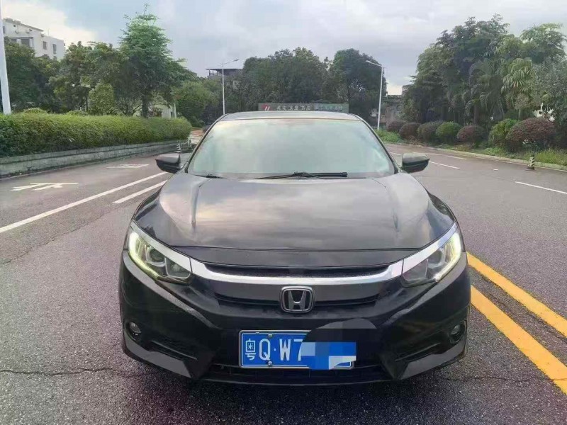 珠海17年本田思域1