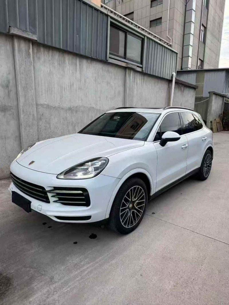 衢州19年保时捷卡宴2