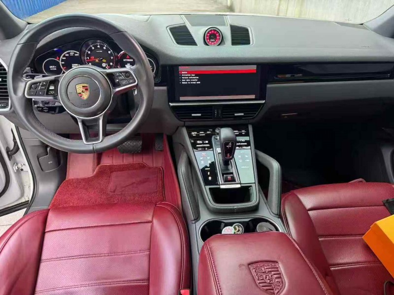 衢州19年保时捷卡宴4