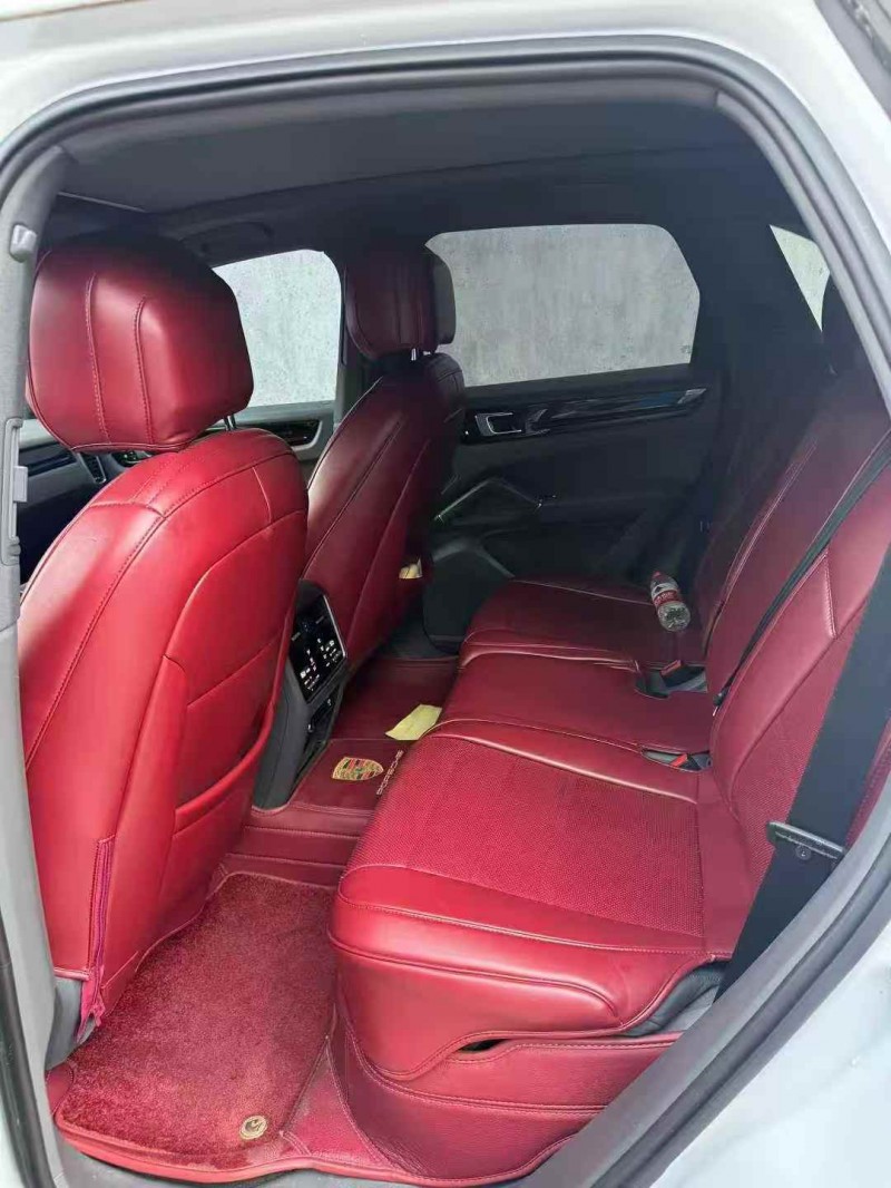 衢州19年保时捷卡宴6