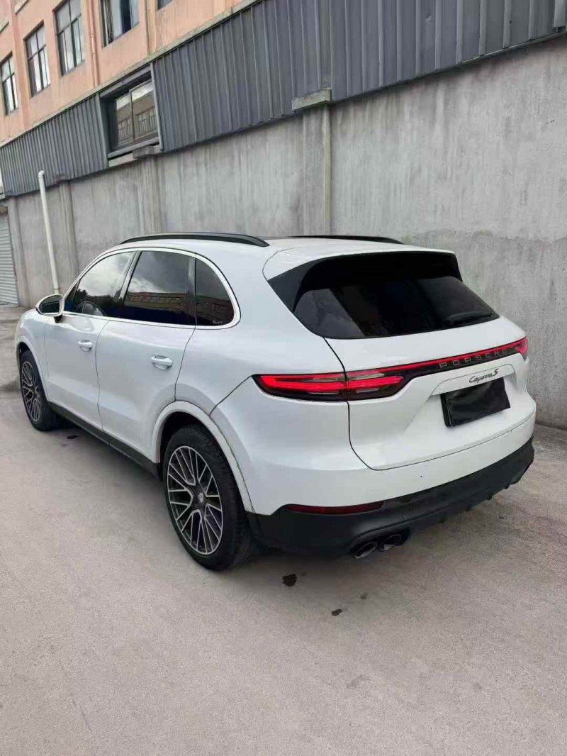 衢州19年保时捷卡宴8