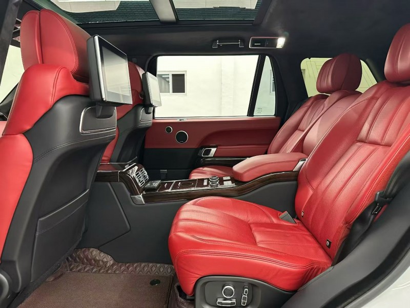 唐山18年路虎揽胜行政4