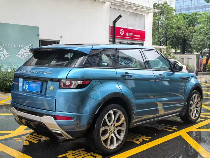 深圳14年路虎极光7