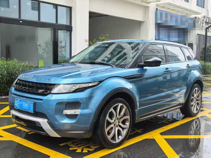 深圳14年路虎极光9