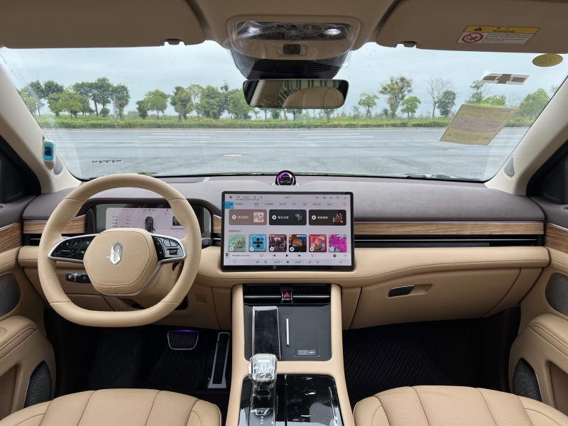 盐城25年华为智选问界7