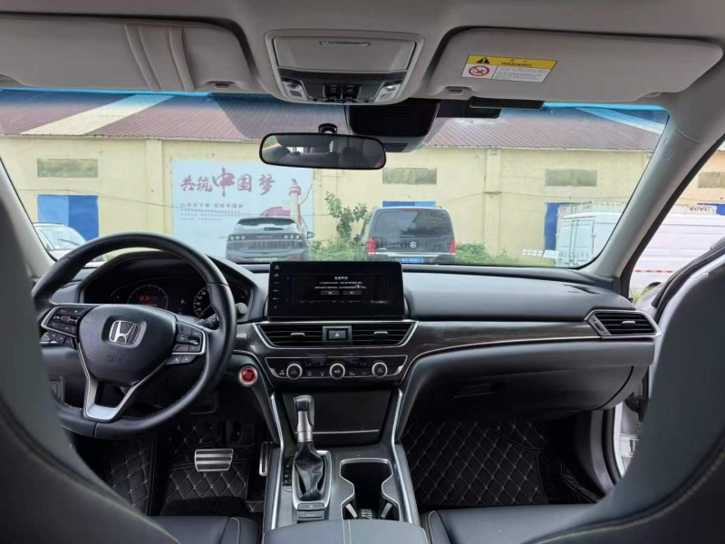 徐州23年本田雅阁7