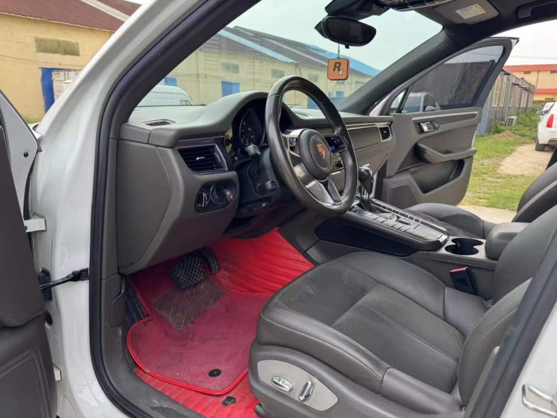 徐州18年保时捷Macan5