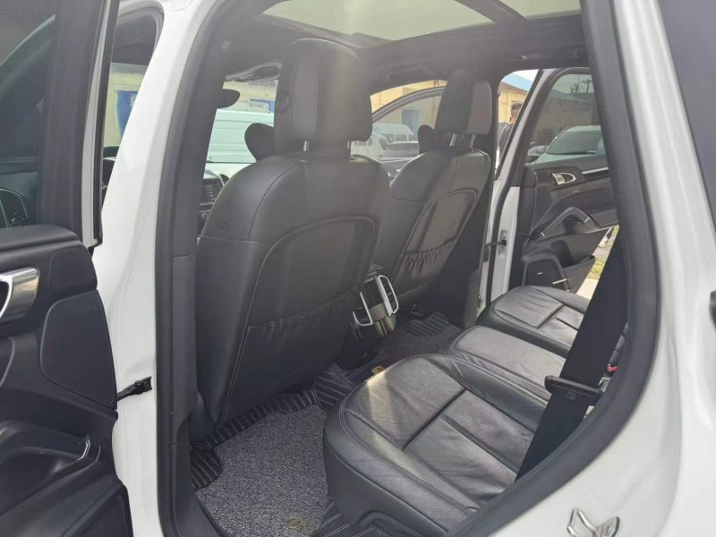 徐州14年保时捷卡宴8