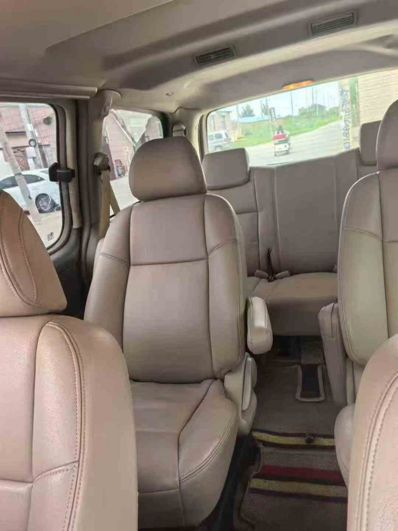 天津13年别克GL84