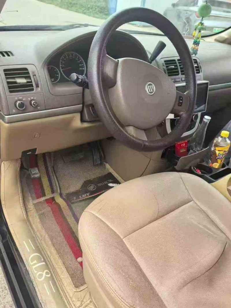 天津13年别克GL85