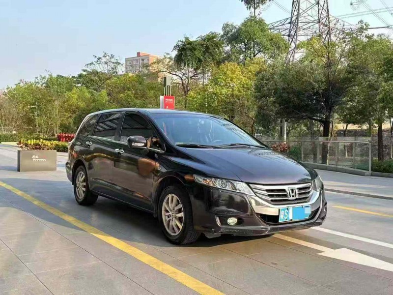 深圳13年本田奥德赛3
