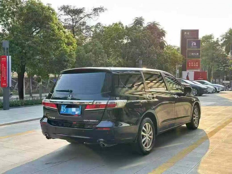 深圳13年本田奥德赛7