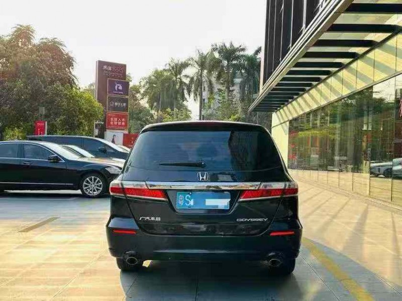 深圳13年本田奥德赛9
