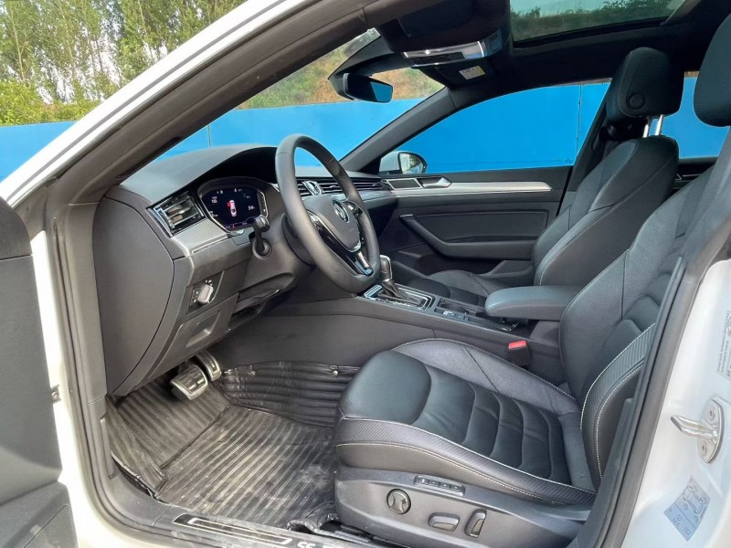 青岛20年大众CC6