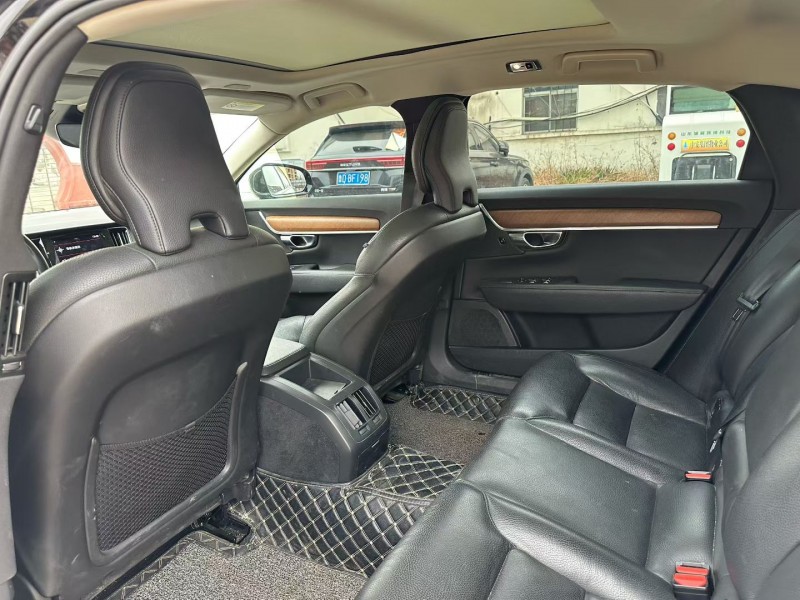 枣庄19年沃尔沃S906