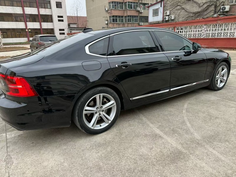 枣庄19年沃尔沃S908