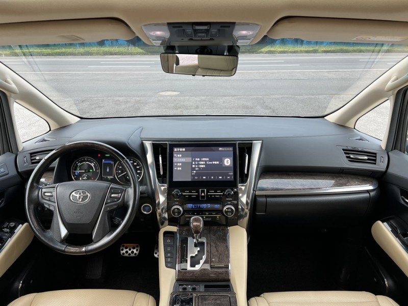 盐城21年丰田埃尔法4